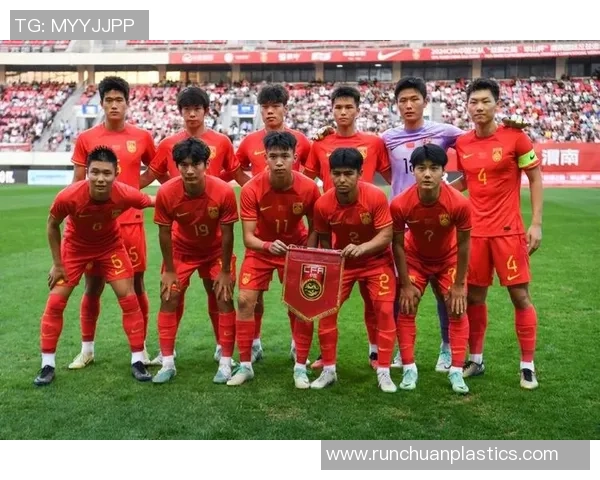 中国足球明星大揭秘：他们的成就与未来发展潜力分析