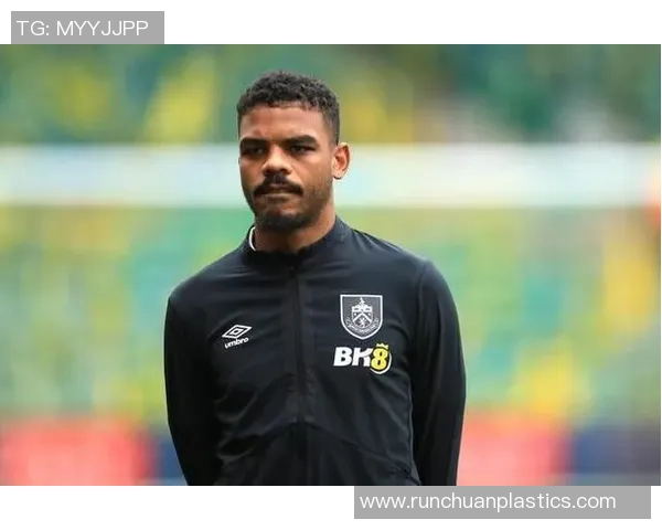 南非足球明星时尚穿搭大揭秘展现独特魅力与风格