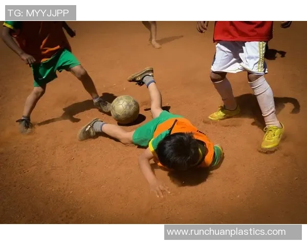 快乐童年与足球梦想相伴的儿童摄影之旅 快乐童年与足球梦想相伴的儿童摄影之旅